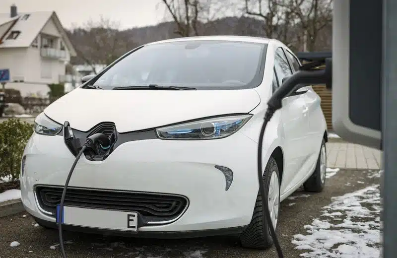 5 raisons pour lesquelles une voiture électrique est le moyen de transport idéal