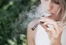 Ma e-cigarette produit un goût de brûlé : les causes et solutions à adopter