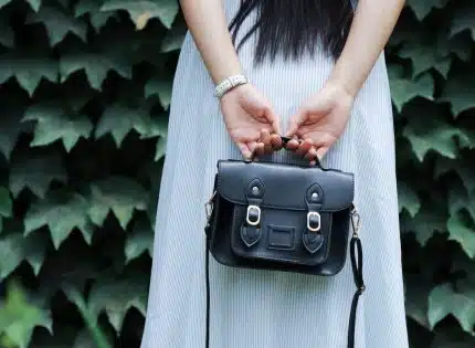 Comment définir sa cible et son positionnement pour sa marque de sac à main