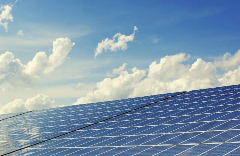 Les avantages de l’installation de panneaux solaires : une solution écologique et rentable pour votre habitat à Dreux