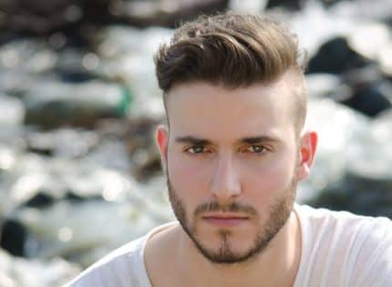 Comment faire une coupe de cheveux courte pour homme ?