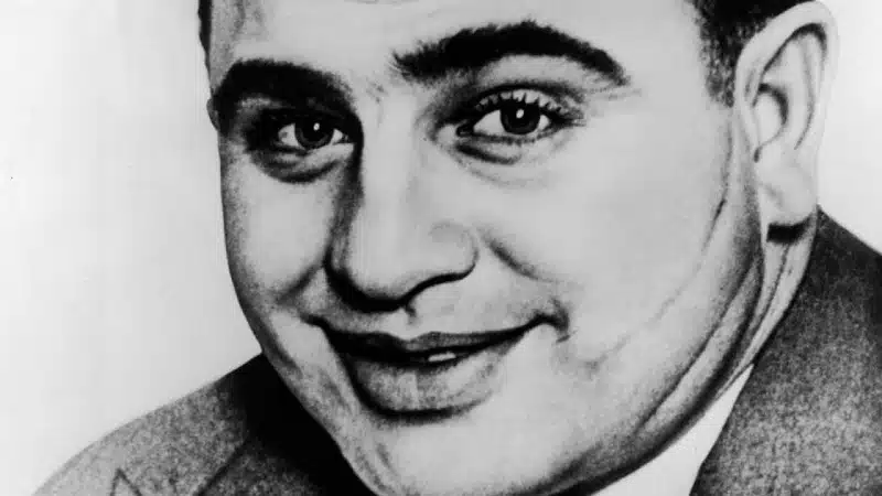 Fortune d’Al Capone (sa taille, son poids) qui est sa femme ?