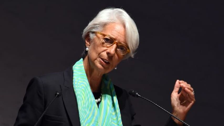 Grèce : Christine Lagarde estime que la « moitié du chemin » est à faire