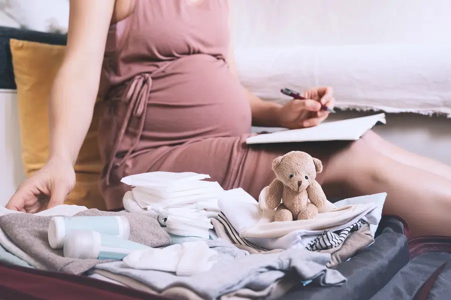 Quels sont les premiers équipements pour préparer la naissance de votre bébé ?