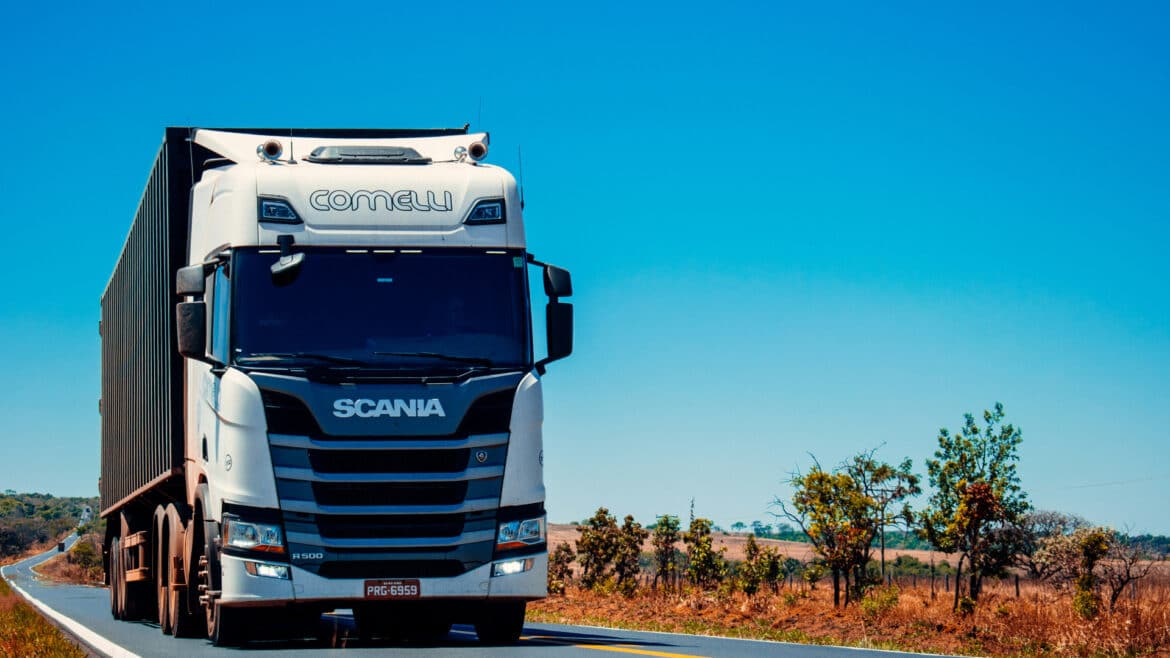 Les avantages des logiciels de géolocalisation pour la gestion d'une flotte automobile