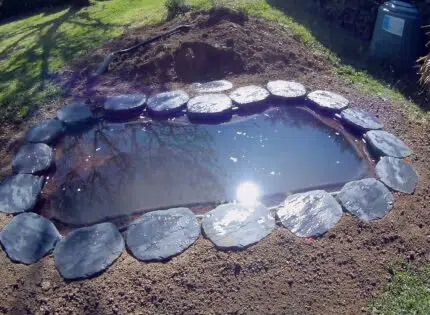 Bassin préformé : comment réussir son installation en 2021 ?