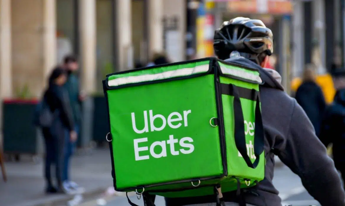 Comment contacter le service client d’Uber Eats ?