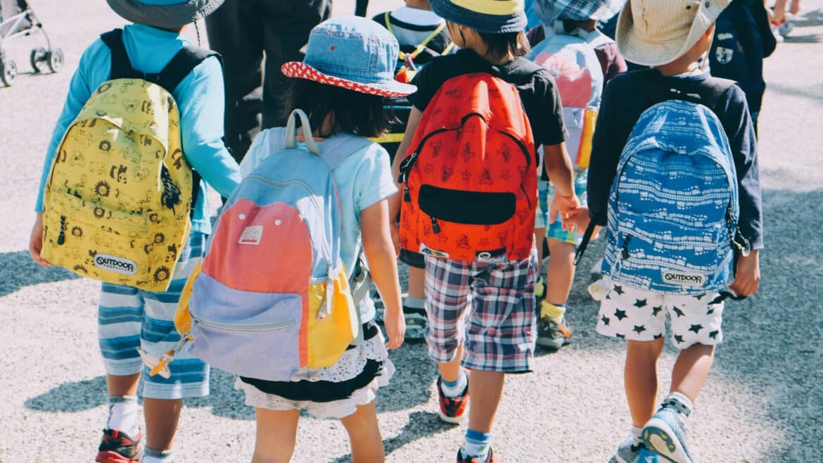 Protégez vos enfants du soleil : pourquoi opter pour des équipements anti-UV ?