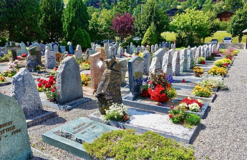 Quels sont les éléments à prendre en compte pour un devis obsèques ?