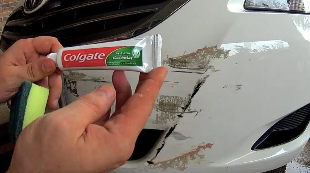 Comment enlever rayures sur carrosseries plastiques ? Actu en vrac