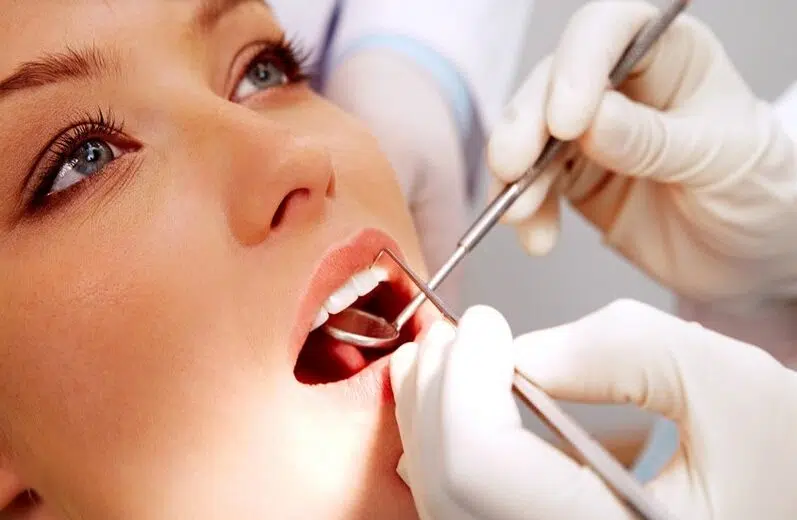 L’importance des visites régulières chez le dentiste