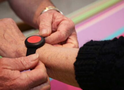 Comment obtenir une alarme pour personne âgée ?